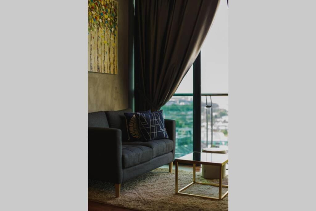 Jazz Suites 1 Vivacity Kuching Exterior photo